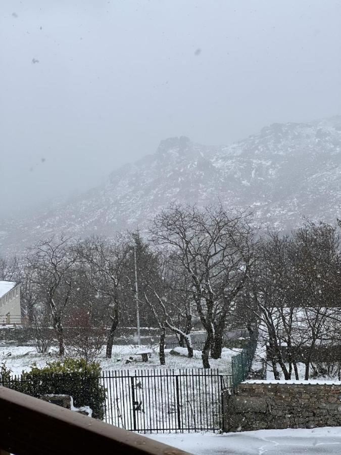 Estrela Da Montanha Lägenhet Penhas da Saúde Exteriör bild